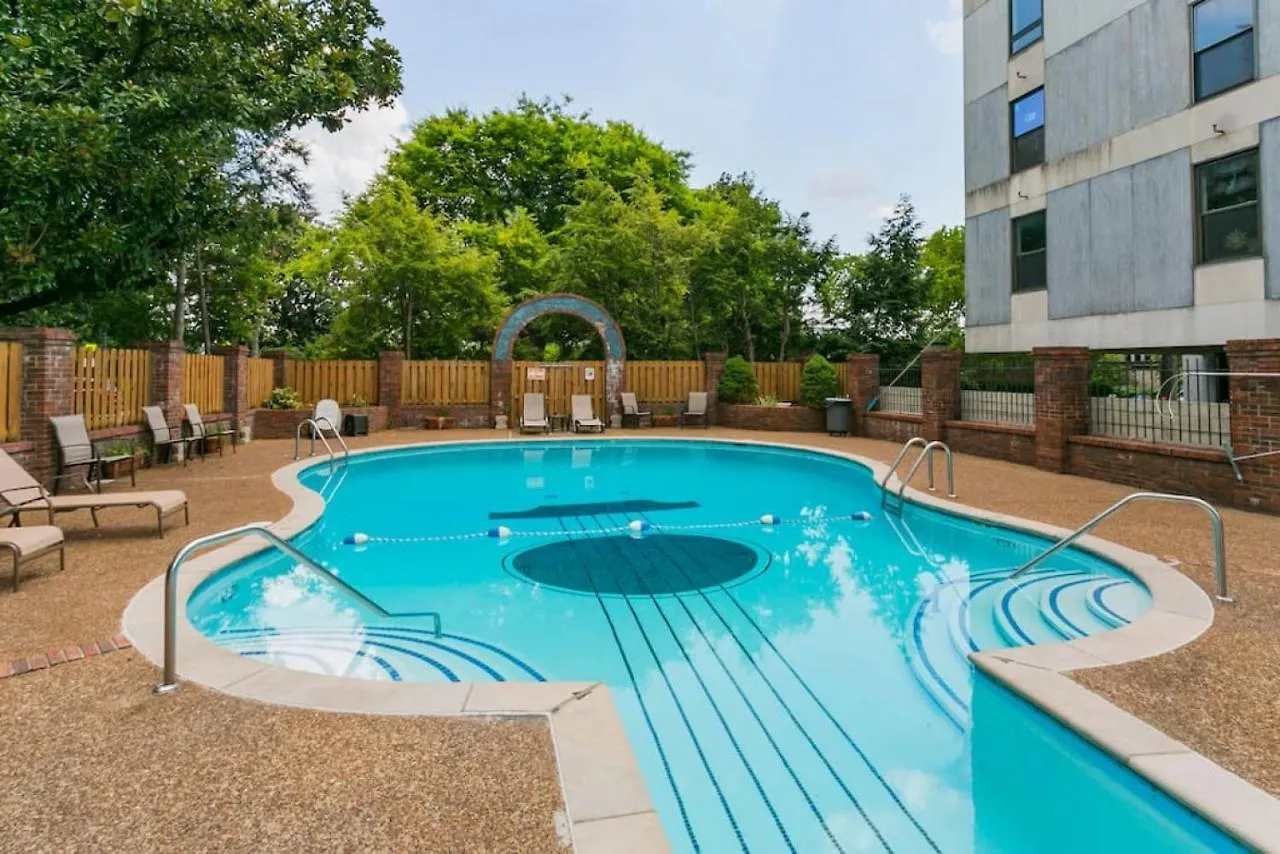 Holiday home Elvis Hotel But Modernized 3 Beds Pool Parking Nashville United States